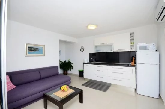 Apartmán Střední Dalmácie - Okrug Gornji DA 3317 N1