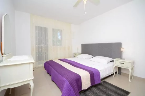 Apartmán Střední Dalmácie - Okrug Gornji DA 3317 N1