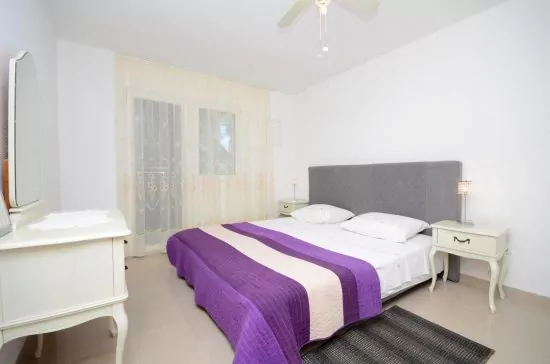 Apartmán Střední Dalmácie - Okrug Gornji DA 3317 N1