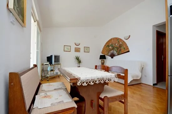 Apartmán Střední Dalmácie - Okrug Gornji DA 3317 N2