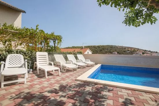 Apartmán Střední Dalmácie - Okrug Gornji DA 3318 N2