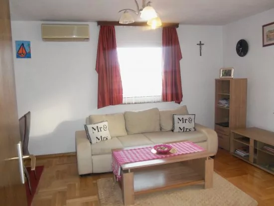 Apartmán Střední Dalmácie - Okrug Gornji DA 3318 N2