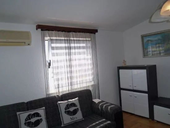 Apartmán Střední Dalmácie - Okrug Gornji DA 3318 N3