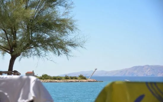 Plaža Lopar 1,3 km od objektu.