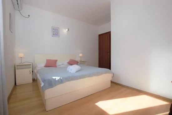 Apartmánový pokoj Ostrov Hvar - Stari Grad OS 2007 N2