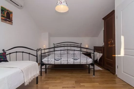 Domek Střední Dalmácie - Tučepi DA 1905 N1