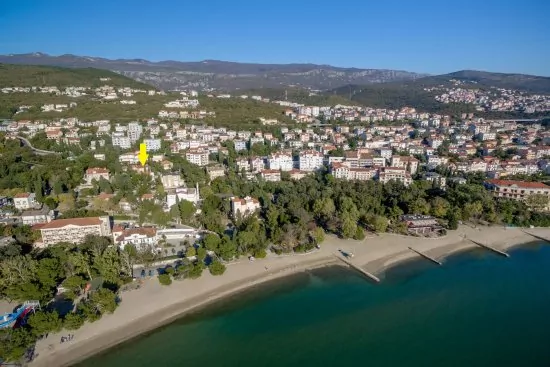 Crikvenica letecký pohled.