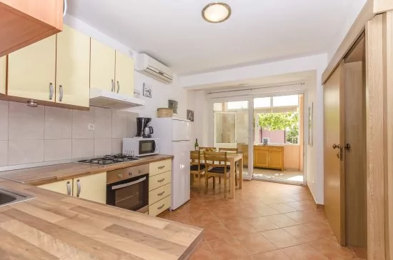 Apartmán Severní Dalmácie - Vodice DA 4147 N1