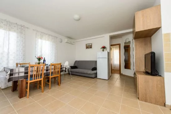 Apartmán Severní Dalmácie - Tribunj (Vodice) DA 4150 N2