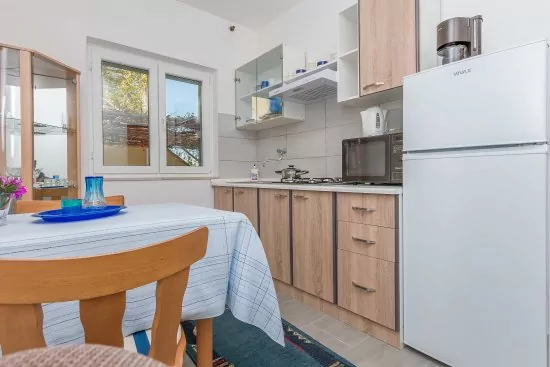 Apartmán Střední Dalmácie - Pisak DA 2311 N2