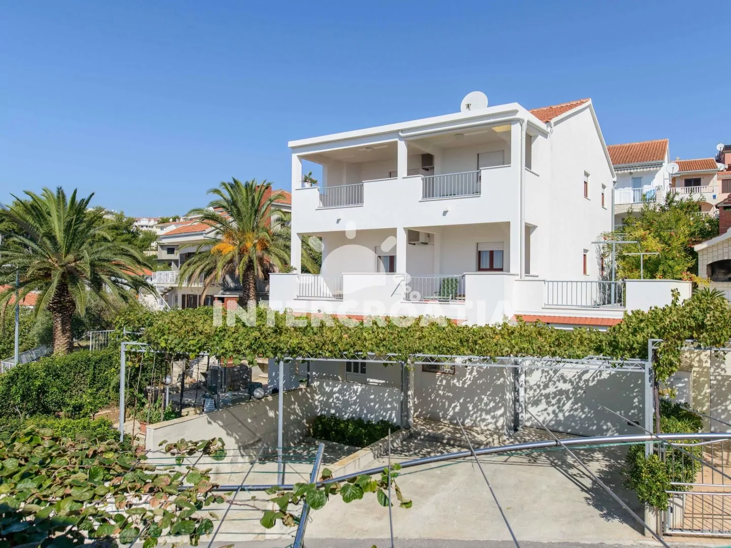 Apartmán Střední Dalmácie - Okrug Gornji DA 3319 N1