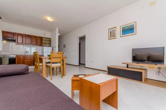 Apartmán Střední Dalmácie - Okrug Gornji DA 3319 N1