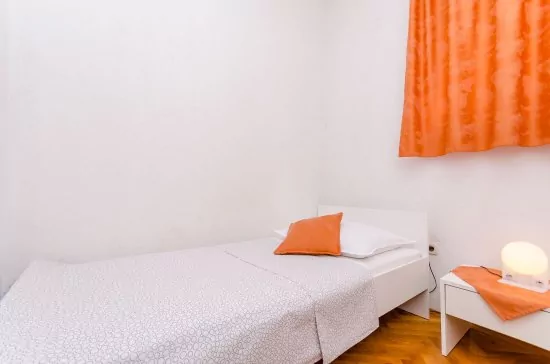 Apartmán Střední Dalmácie - Okrug Gornji DA 3319 N1