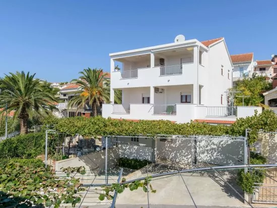 Apartmán Střední Dalmácie - Okrug Gornji DA 3319 N2