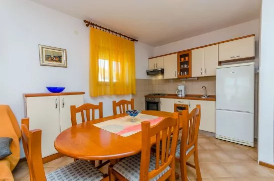 Apartmán Střední Dalmácie - Okrug Gornji DA 3319 N2