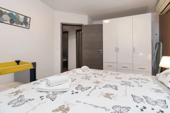 Vila s bazénem Ostrov Vir - Vir OS 5504 N1