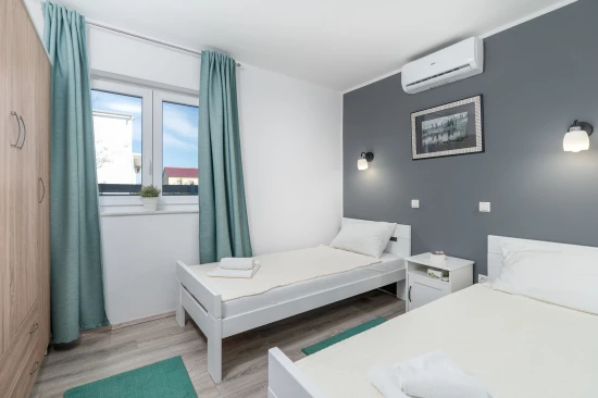 Vila s bazénem Ostrov Vir - Vir OS 5504 N1