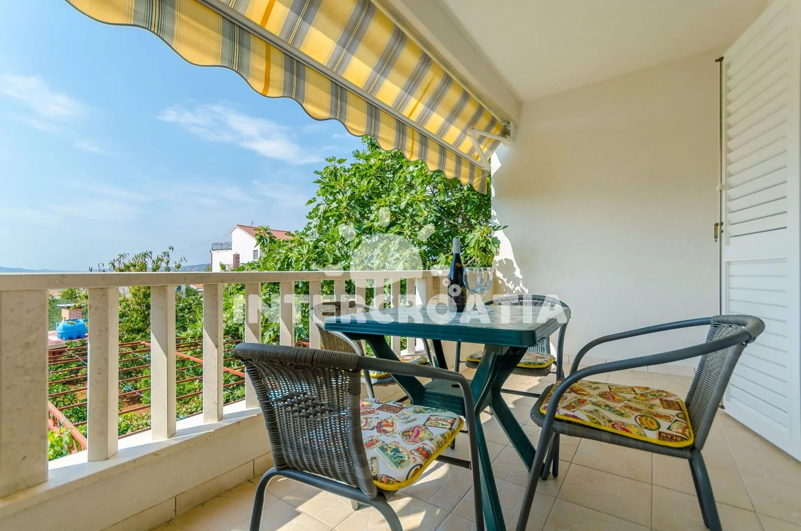 Apartmán Střední Dalmácie - Okrug Gornji DA 3320 N1