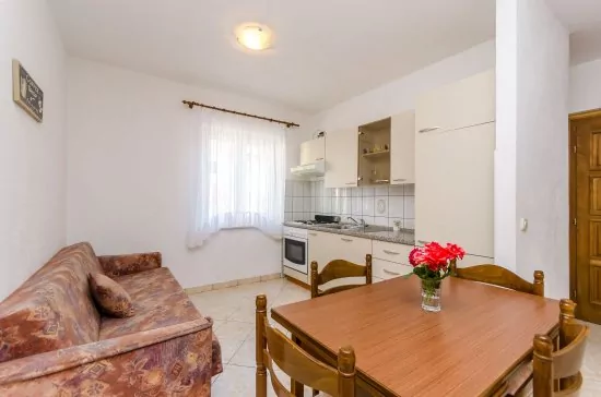 Apartmán Střední Dalmácie - Okrug Gornji DA 3320 N1