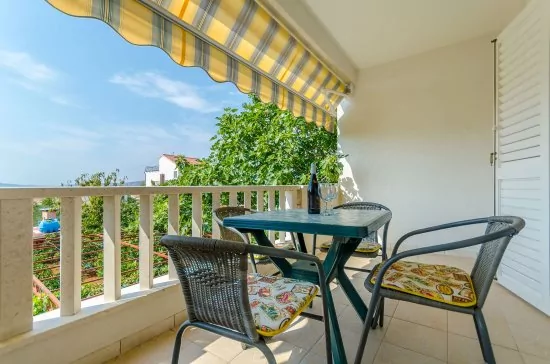 Apartmán Střední Dalmácie - Okrug Gornji DA 3320 N2