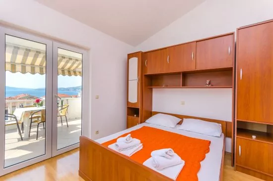 Apartmán Střední Dalmácie - Okrug Gornji DA 3320 N3