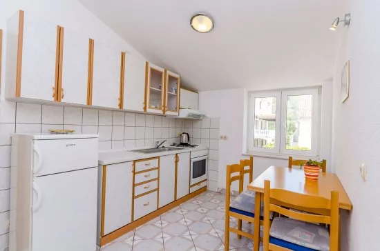 Apartmán Střední Dalmácie - Okrug Gornji DA 3320 N4