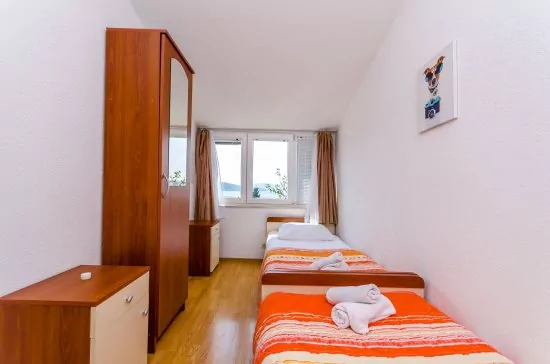 Apartmán Střední Dalmácie - Okrug Gornji DA 3320 N4