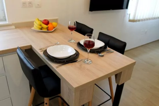 Apartmán Severní Dalmácie - Vodice DA 4153 N5