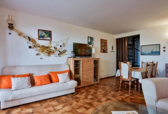 Apartmán Střední Dalmácie - Okrug Gornji DA 3321 N1