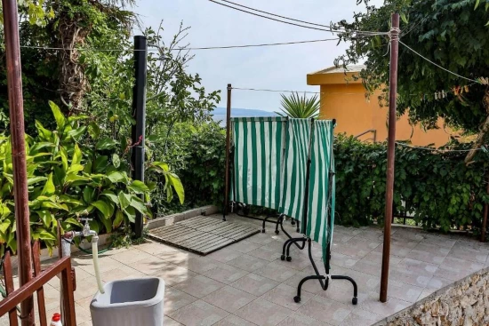 Apartmán Střední Dalmácie - Okrug Gornji DA 3321 N1