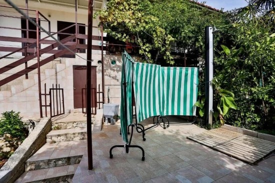 Apartmán Střední Dalmácie - Okrug Gornji DA 3321 N1