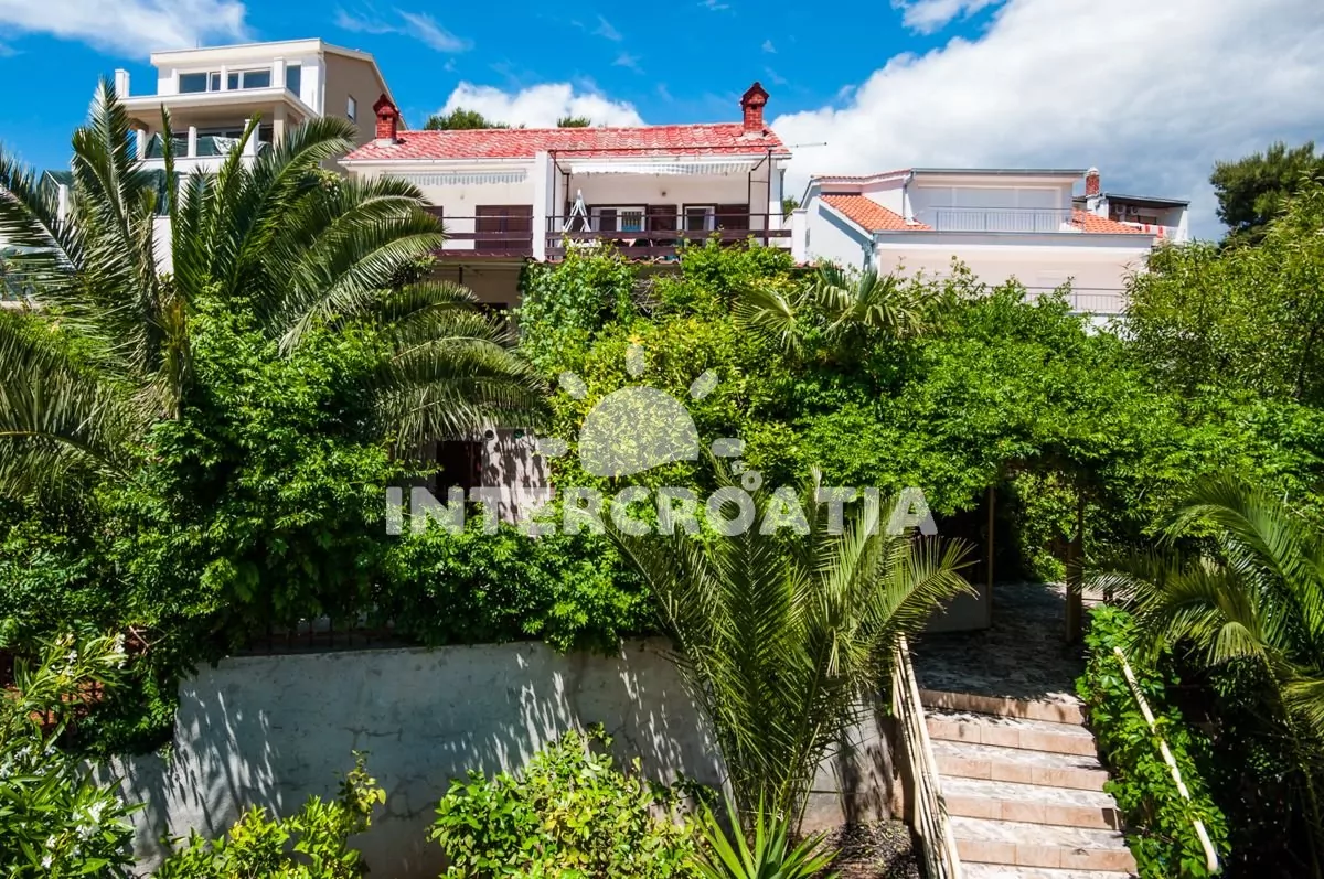 Apartmán Střední Dalmácie - Okrug Gornji DA 3321 N2