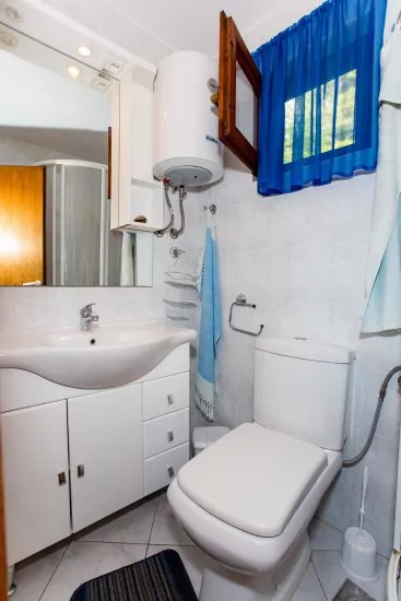 Apartmán Střední Dalmácie - Okrug Gornji DA 3321 N2