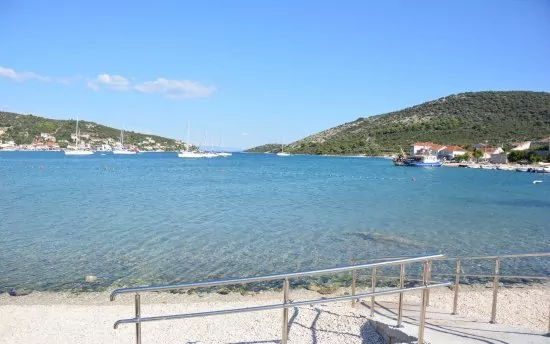 Vinišće pláž Zagrada.