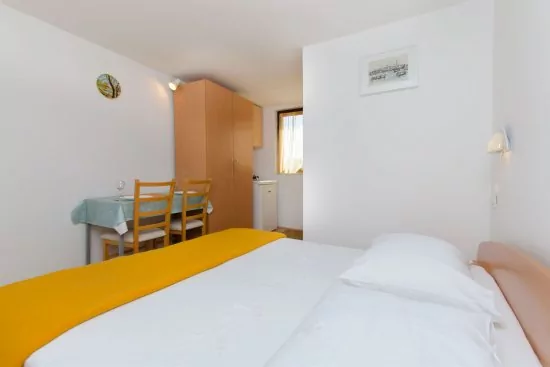 Apartmánový pokoj Severní Dalmácie - Rogoznica DA 3566 N6