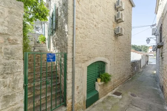 Apartmánový pokoj Ostrov Hvar - Vrboska OS 2008 N4