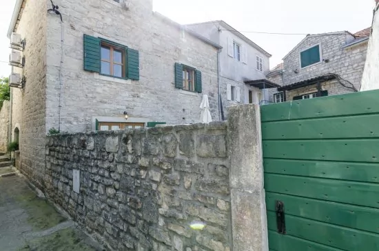 Apartmánový pokoj Ostrov Hvar - Vrboska OS 2008 N4