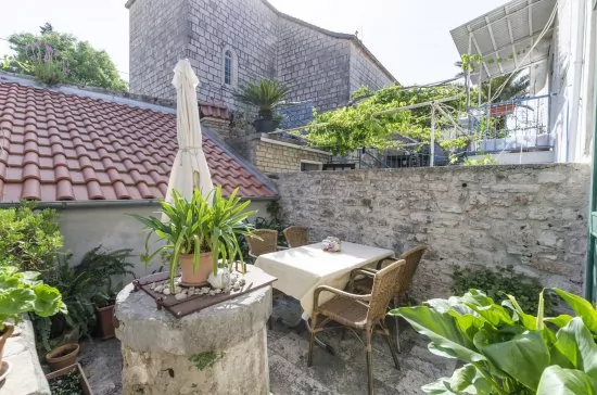 Apartmánový pokoj Ostrov Hvar - Vrboska OS 2008 N4