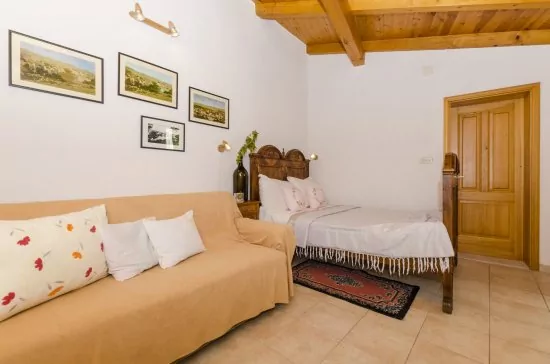 Apartmánový pokoj Ostrov Hvar - Vrboska OS 2008 N4