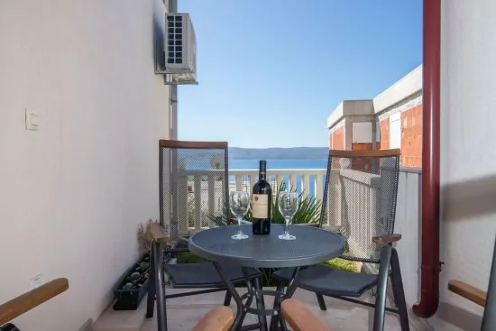 Výhled na moře z apartmánu!