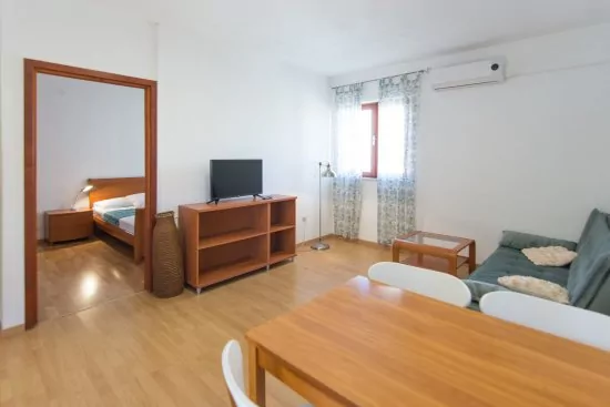 Apartmán Severní Dalmácie - Biograd na Moru DA 4724 N1