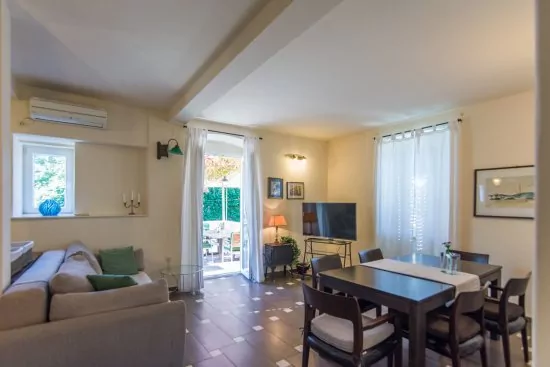 Apartmán Severní Dalmácie - Biograd na Moru DA 4724 N3