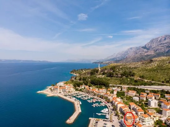 Umístění domu z leteckého pohledu.