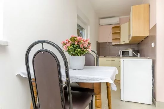 Apartmán Střední Dalmácie - Okrug Gornji DA 3322 N1