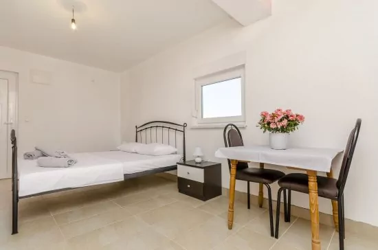 Apartmán Střední Dalmácie - Okrug Gornji DA 3322 N1