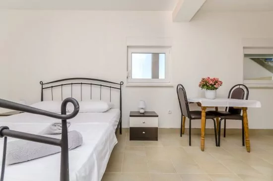 Apartmán Střední Dalmácie - Okrug Gornji DA 3322 N1