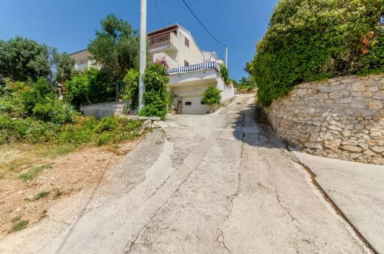 Apartmán Střední Dalmácie - Okrug Gornji DA 3322 N1