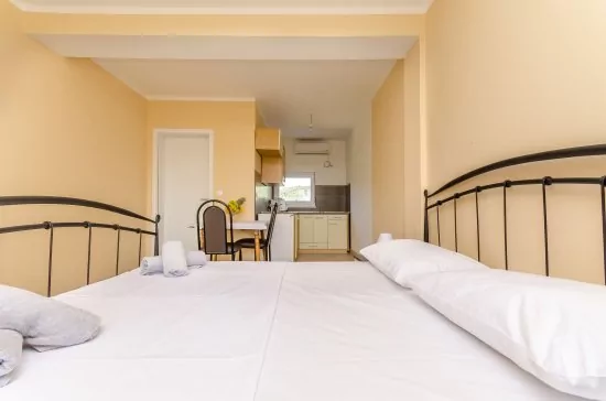 Apartmán Střední Dalmácie - Okrug Gornji DA 3322 N2