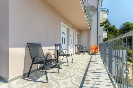 Apartmán Střední Dalmácie - Okrug Gornji DA 3322 N2