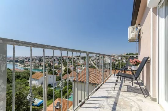 Apartmán Střední Dalmácie - Okrug Gornji DA 3322 N3